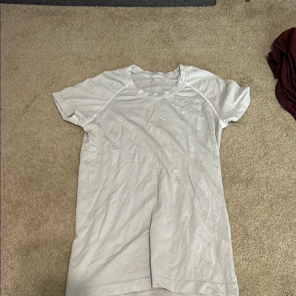 Lululemon swiftly tech white